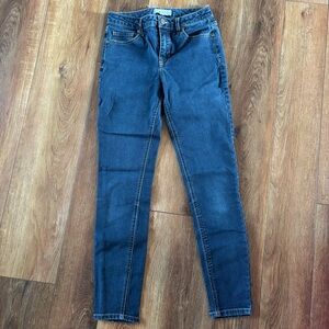 Women's Mid Rise Skinny Jeans